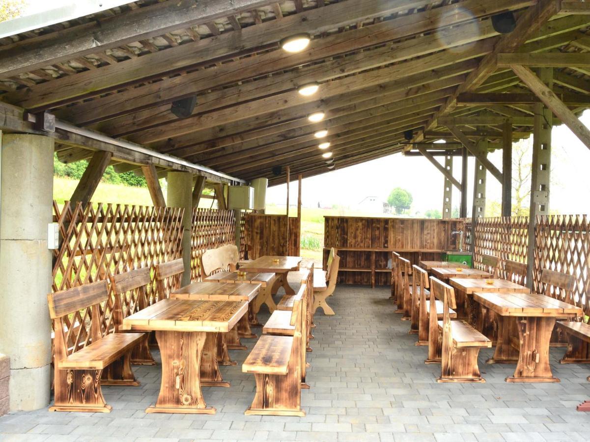 Apartment Small Wooden And Zgornja Dobrava *