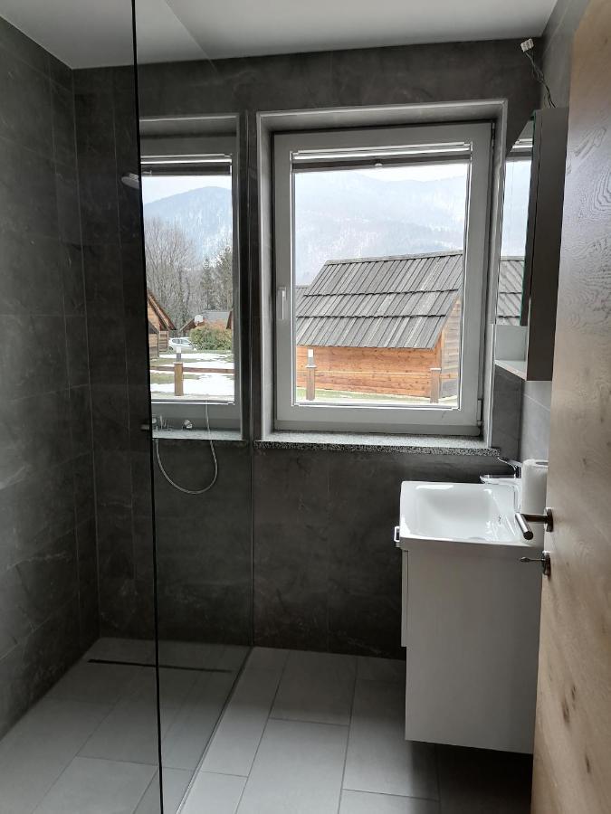 Small Wooden And Zgornja Dobrava Apartment Radovljica